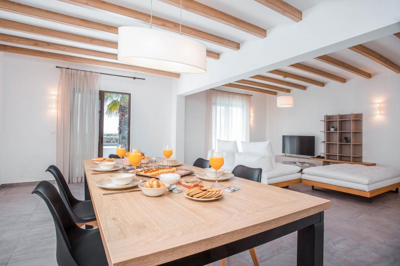 Terra Pietra Luxury Villas & Suites Lardos Ngoại thất bức ảnh