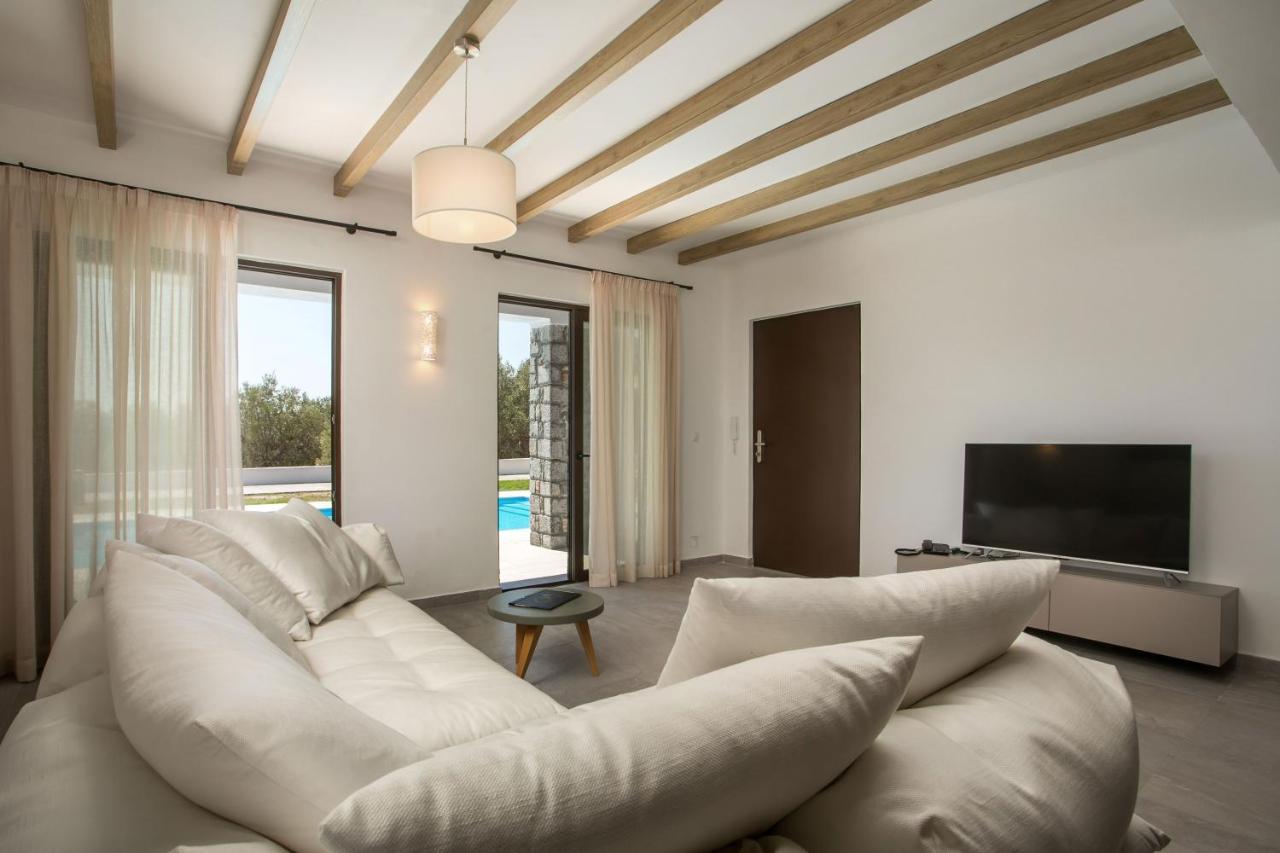 Terra Pietra Luxury Villas & Suites Lardos Ngoại thất bức ảnh
